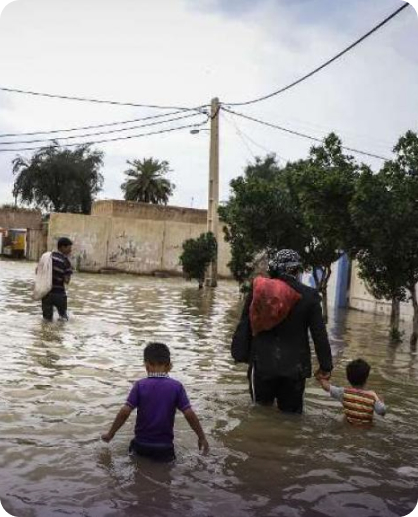 کمک به هموطنان سیل زده