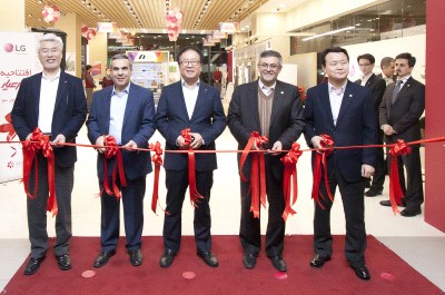 ال‌جی و گلدیران فروشگاه پیشگام و متفاوت چارسو را افتتاح نمودند