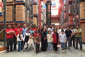 جمعی از فرزندان کارکنان از شرکت لجستیک گلدیران بازدید کردند